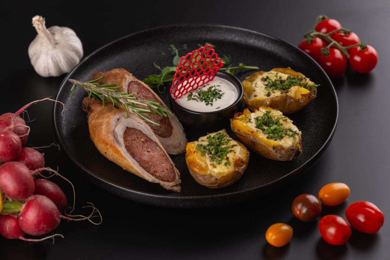 Hotel Restaurant Park เมียร์คูรา-ชุค ภายนอก รูปภาพ